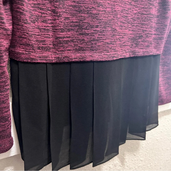 NIC+ZOE Winterberry V-Neck Mixed Media Sweater XS - Picture 3 of 6